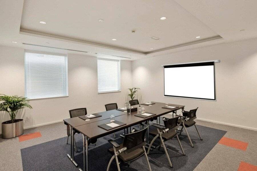 Ibis World Trade Centre conference room,meeting room