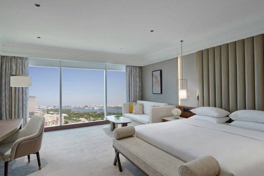 Grand Hyatt hotel bedroom,ocean view