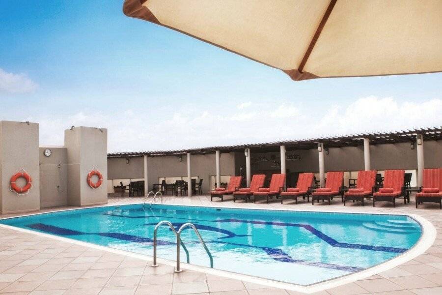 Jumeira Rotana – rooftop pool,outdoor pool