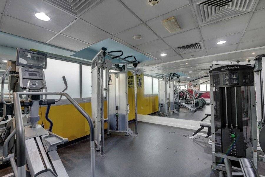 Howard Johnson Plaza by Wyndham Deira fitness centre