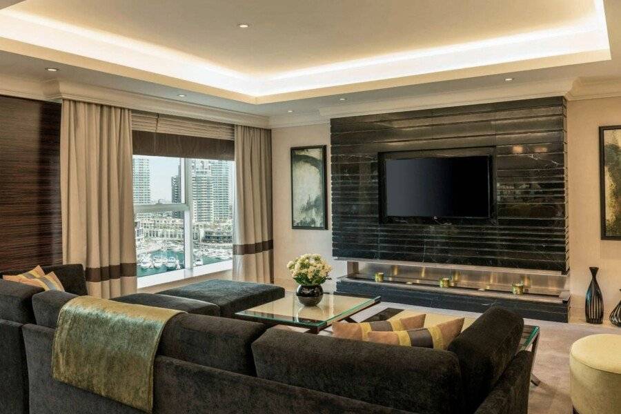 Grosvenor House, a Luxury Collection Hotel, hotel bedroom