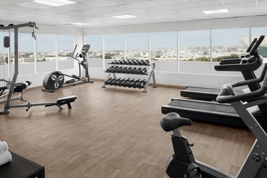 Holiday Inn Express Safa Park, an IHG Hotel fitness centre