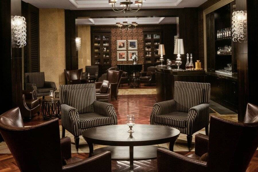 The H lobby