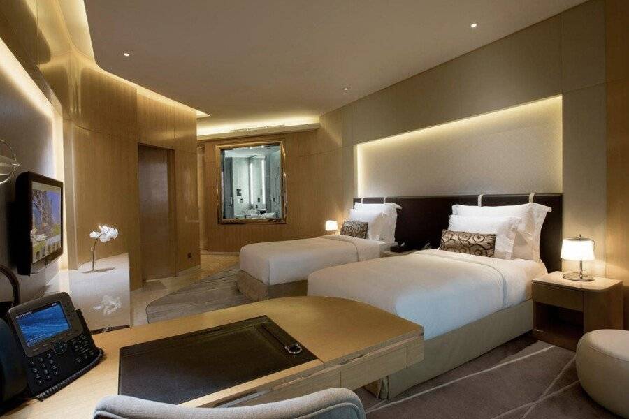 The Meydan Hotel hotel bedroom