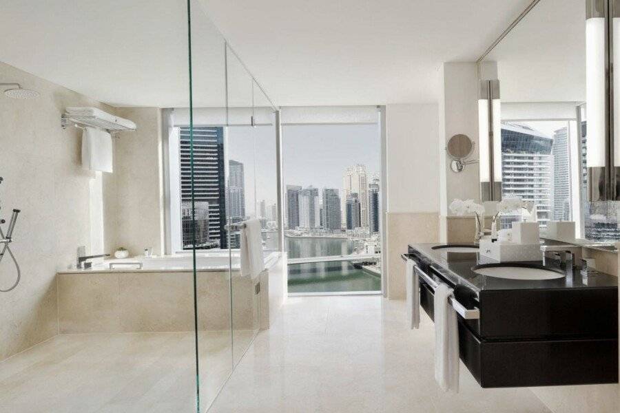 JW Marriott Hotel Dubai Marina bathtub,ocean view