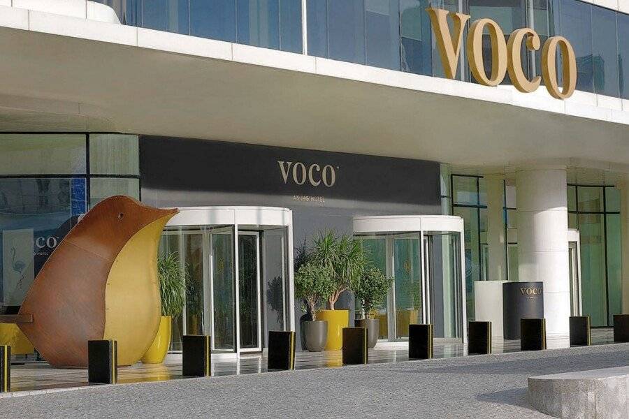 voco, an IHG Hotel facade