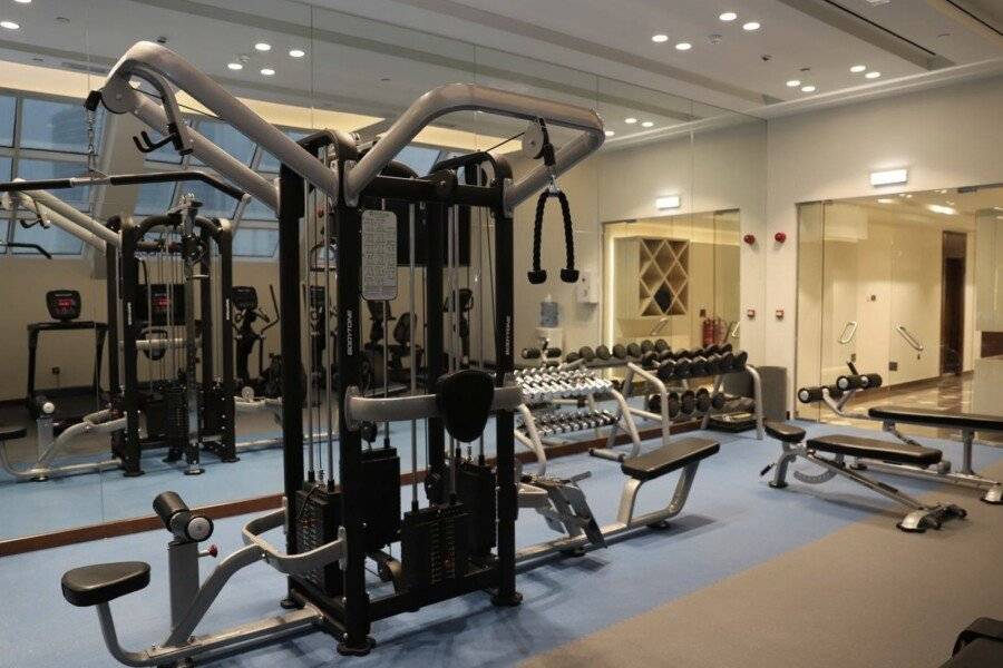 Golden Tulip Media Hotel fitness centre