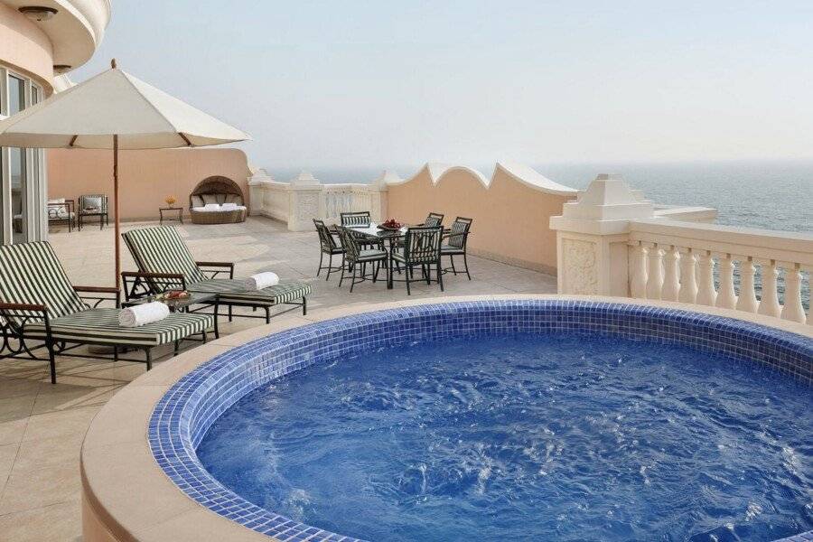 Kempinski Hotel & Residences Palm Jumeirah jacuzzi,ocean view