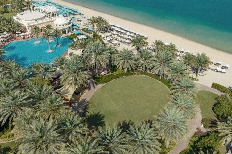 Kempinski Hotel & Residences Palm Jumeirah outdoor pool,beach,garden