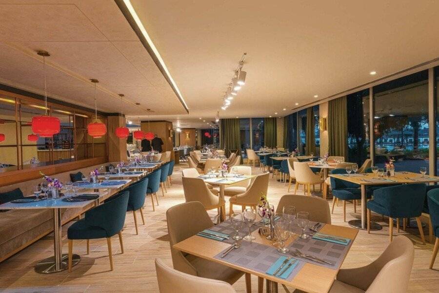 Rixos The Palm Hotel & Suites - Ultra All Inclusive restaurant