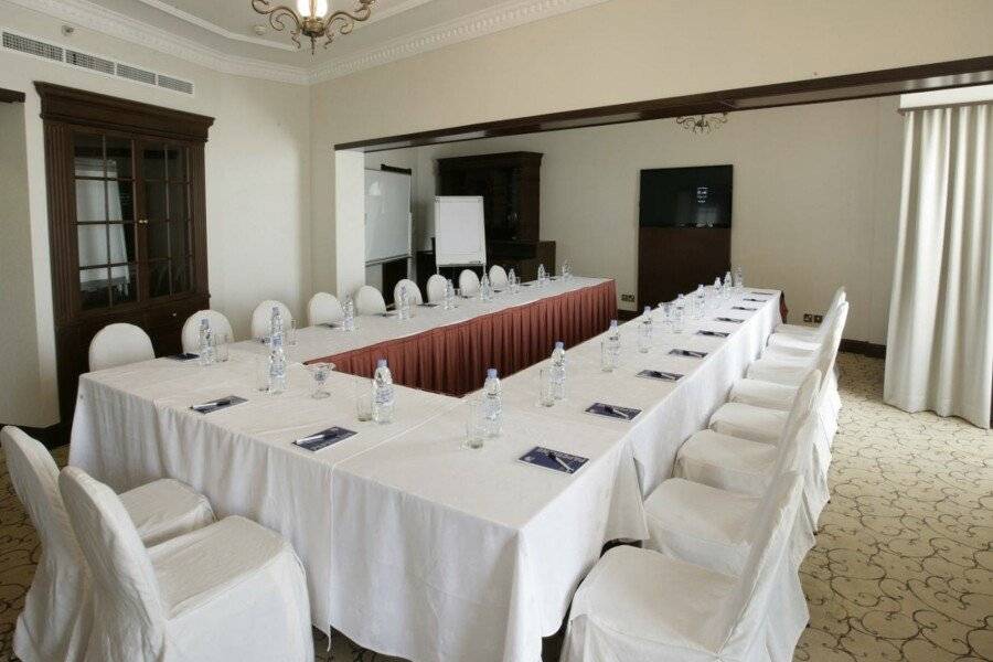 Chelsea Plaza Hotel conference room,meeting room