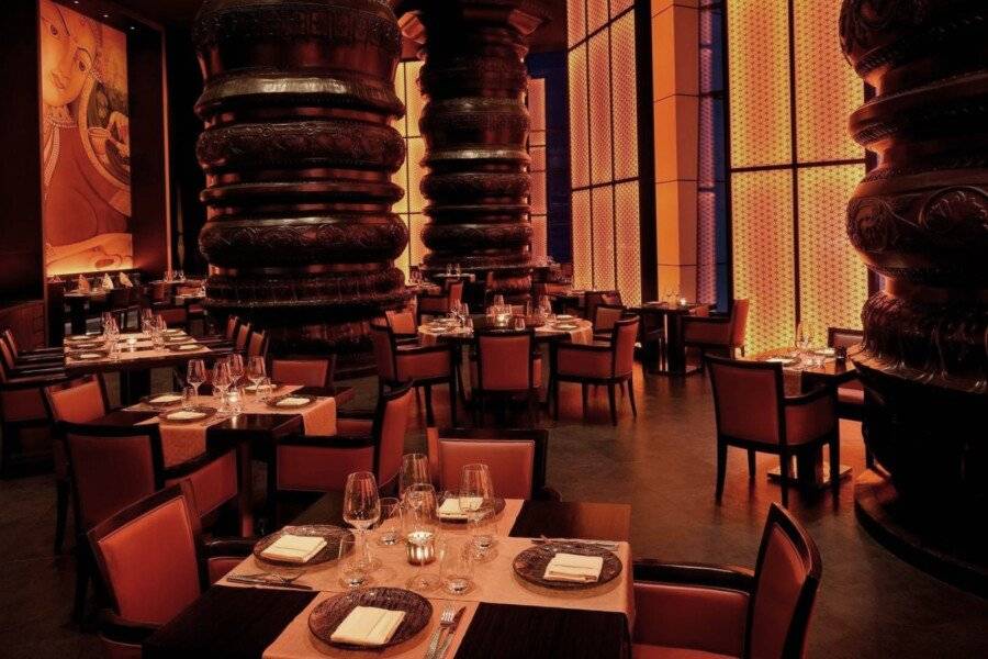 JW Marriott Marquis Hotel restaurant