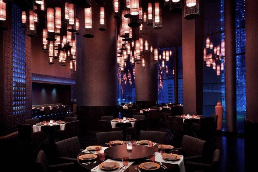 JW Marriott Marquis Hotel restaurant