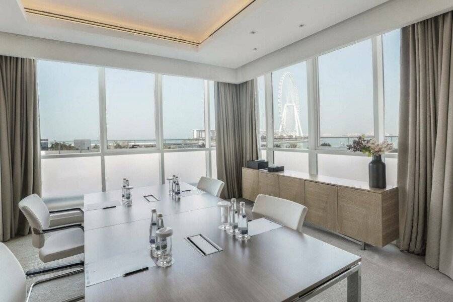 DoubleTree by Hilton Jumeirah Beach conference room,ocean view