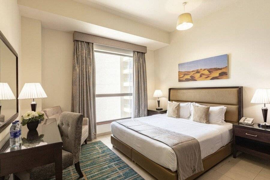 Roda Amwaj Suites Jumeirah Beach Residence hotel bedroom