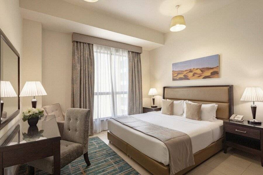 Roda Amwaj Suites Jumeirah Beach Residence hotel bedroom