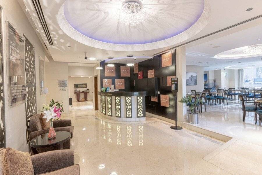 Roda Amwaj Suites Jumeirah Beach Residence lobby,front desk