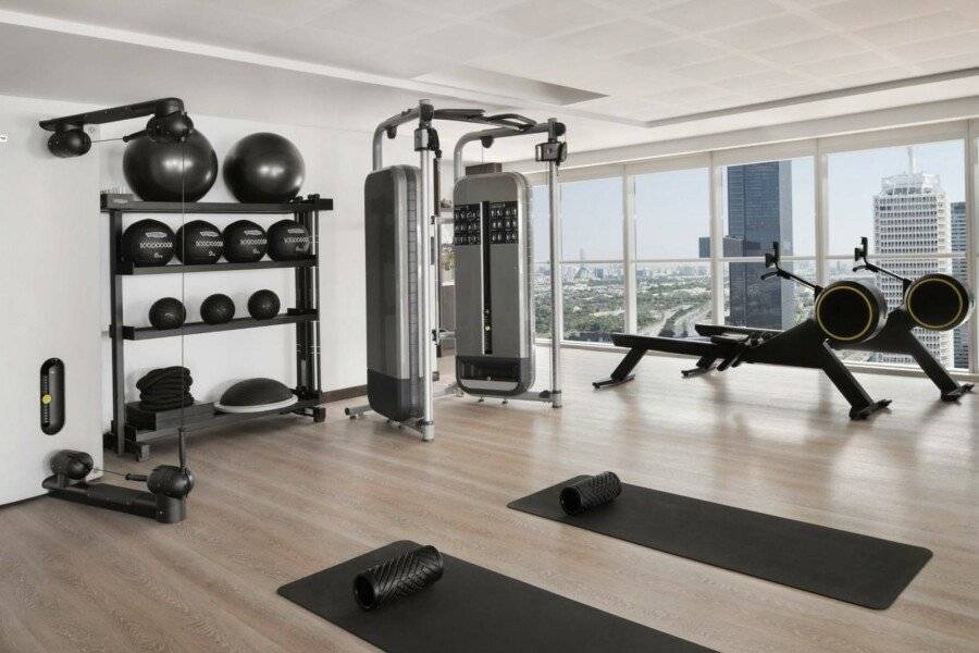 Sheraton Grand Hotel, fitness centre