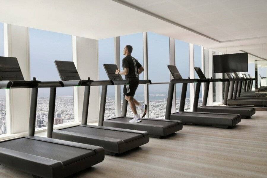 Sheraton Grand Hotel, fitness centre