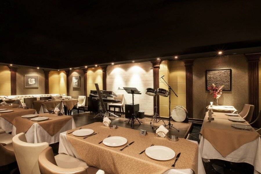 Al Sarab Hotel restaurant