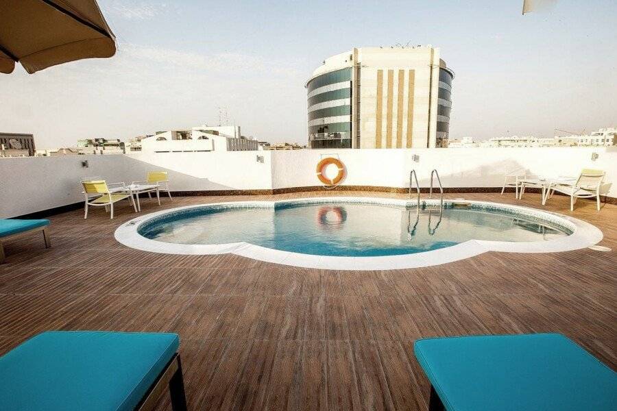 Al Sarab Hotel rooftop pool,outdoor pool