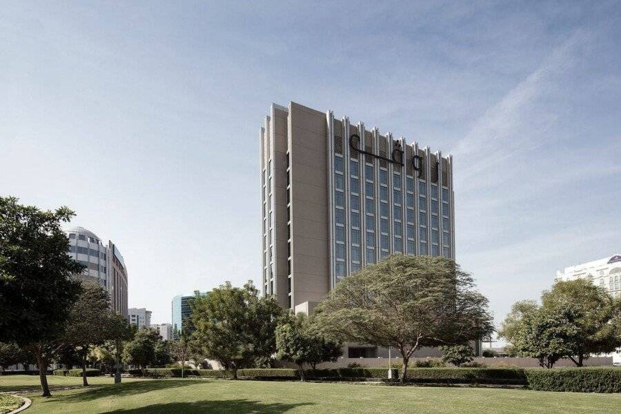 Rove City Centre, Deira facade, garden