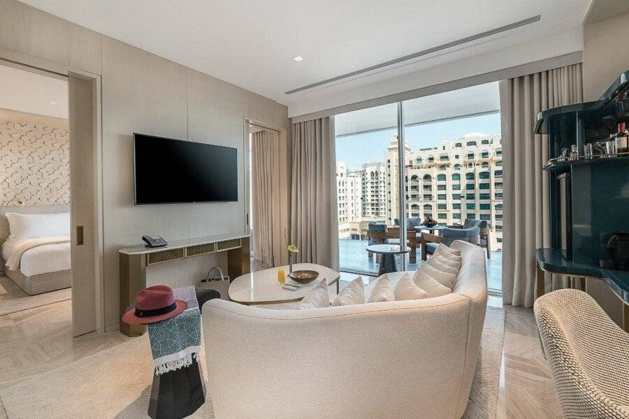 FIVE Palm Jumeirah hotel bedroom,ocean view