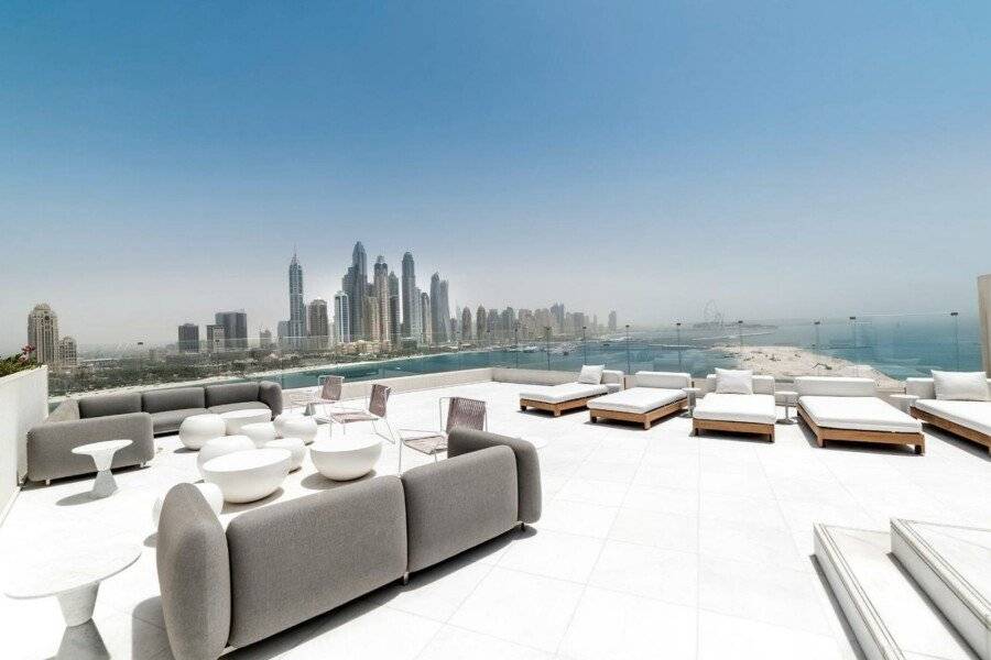 FIVE Palm Jumeirah rooftop pool,ocean view