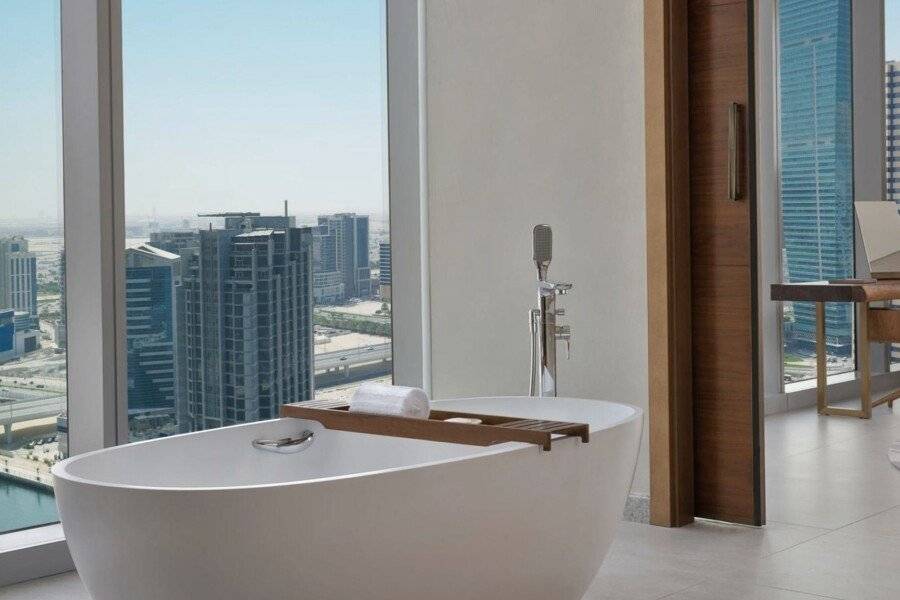 The St. Regis Downtown Dubai bathtub,ocean view