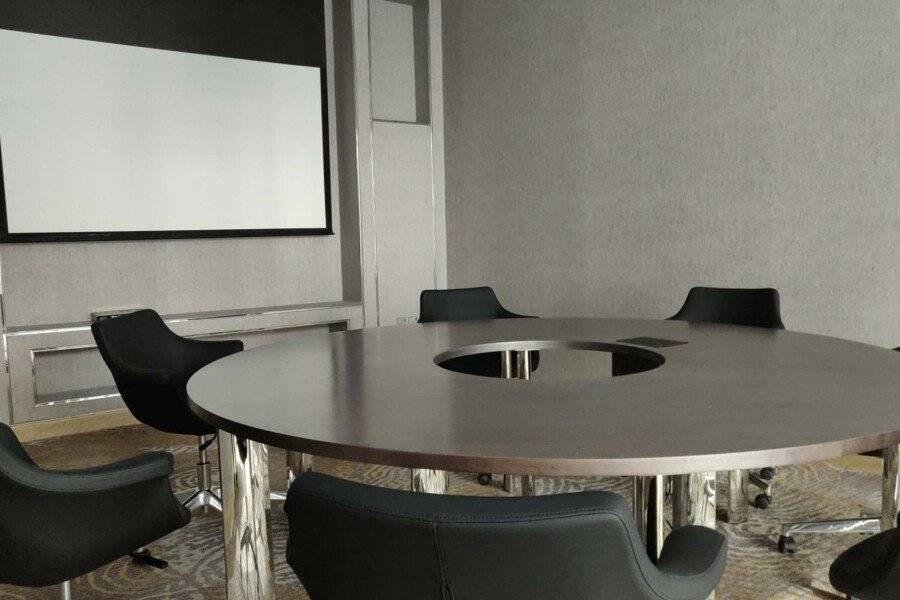 Wyndham Dubai Deira conference room,meeting room