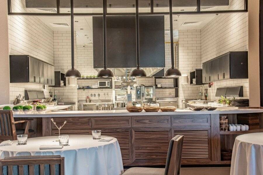 The St. Regis, The Palm restaurant,kitchen