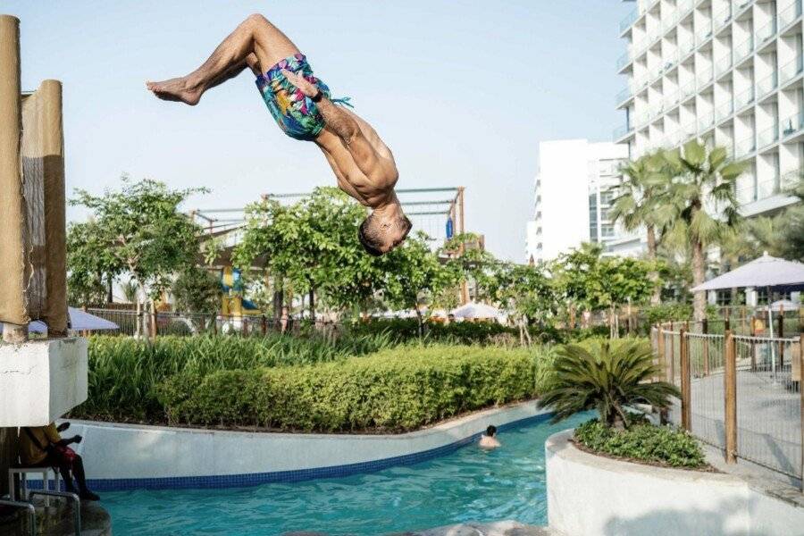 Centara Mirage Beach Resort outdoor pool