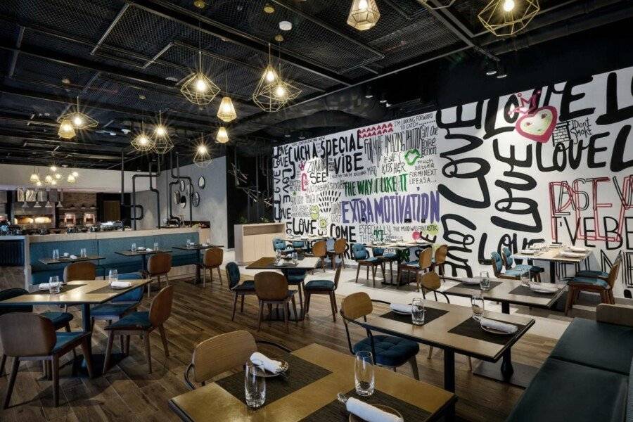 Aloft Dubai Airport restaurant