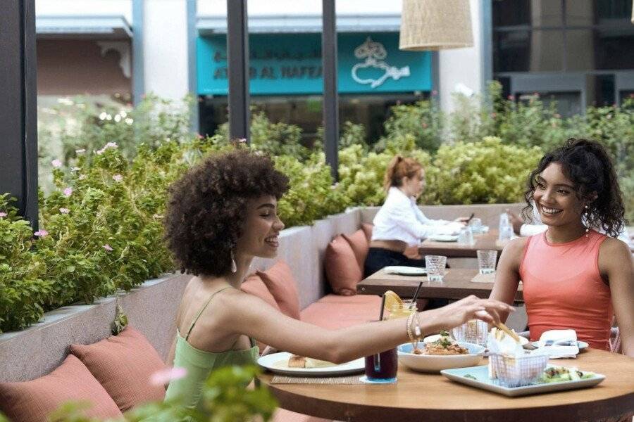 ibis Styles Dubai Deira restaurant