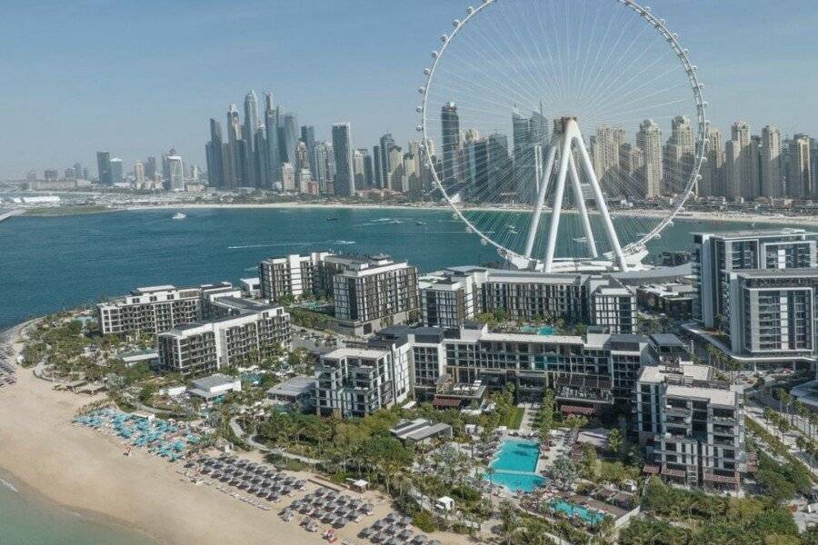 Banyan Tree Dubai at Bluewaters beach, outdoor pool, ocean view