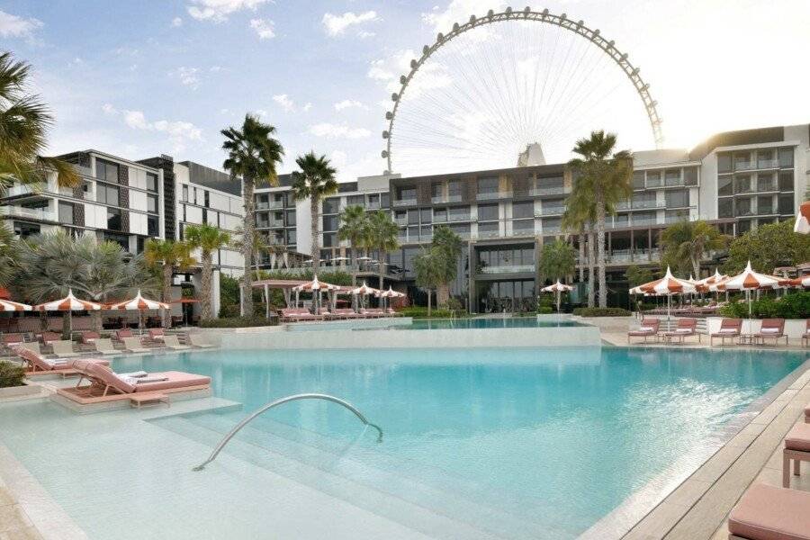 Banyan Tree Dubai at Bluewaters outdoor pool,hotel facade