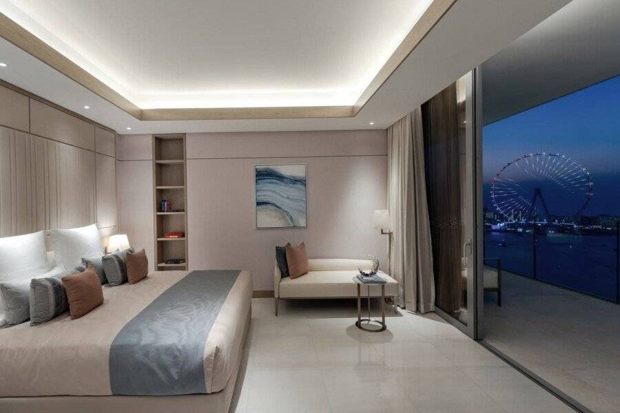 Five Luxe hotel bedroom,ocean view