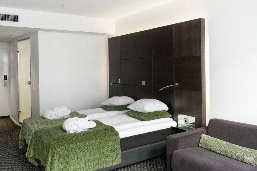 The Square hotel bedroom