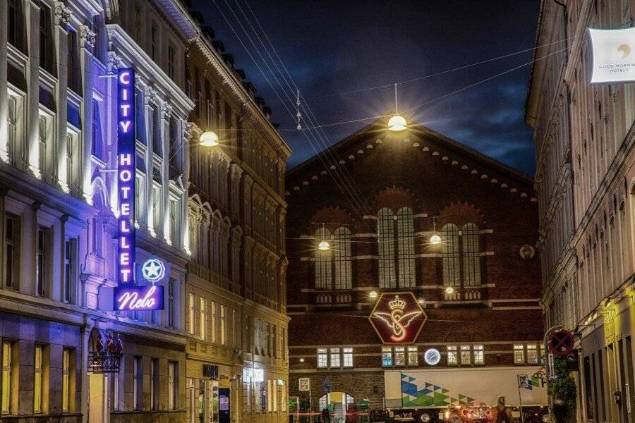 City Hotel Nebo ,hotel facade