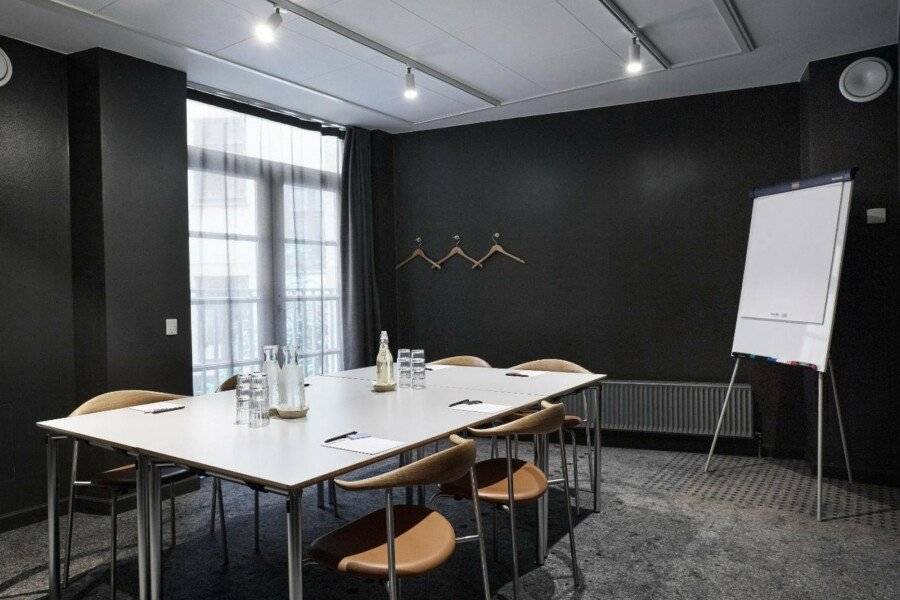 Hotel SP34 by Brøchner Hotels conference room,meeting room