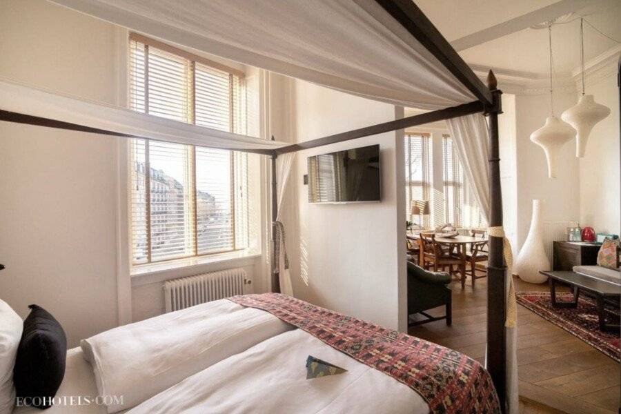 Babette Guldsmeden hotel bedroom