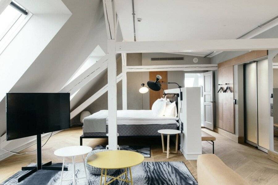 Nobis Hotel Copenhagen, a Member of Design Hotels™ hotel bedroom