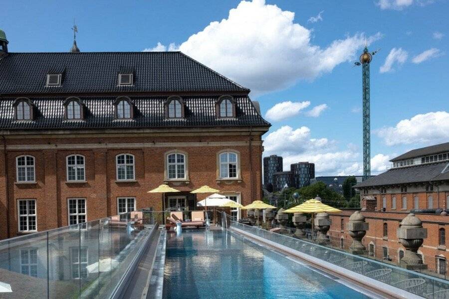 Villa Copenhagen facade,rooftop pool