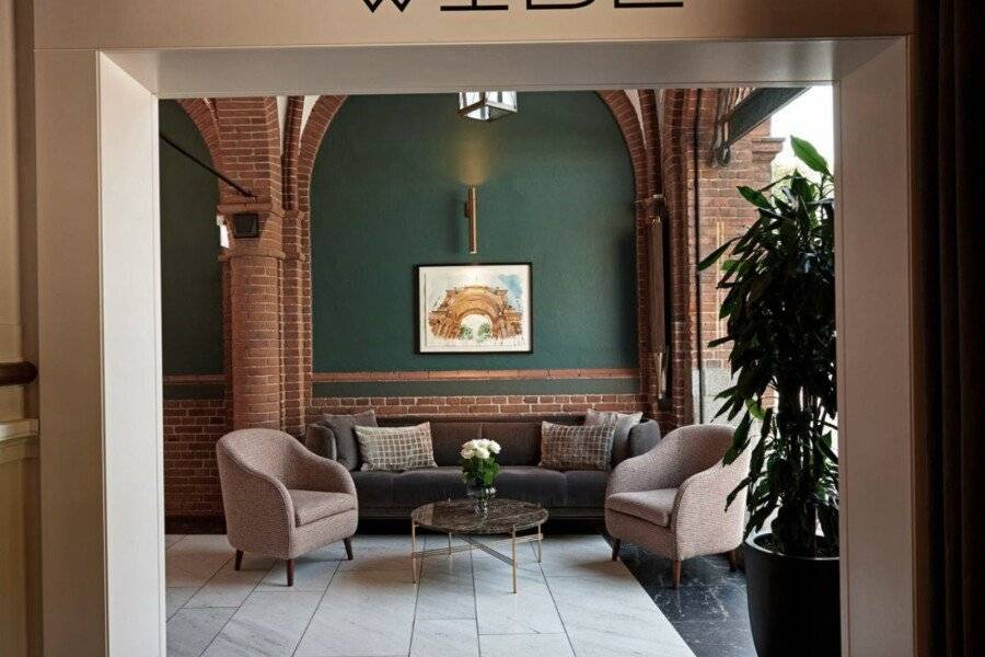 WIDE Hotel lobby