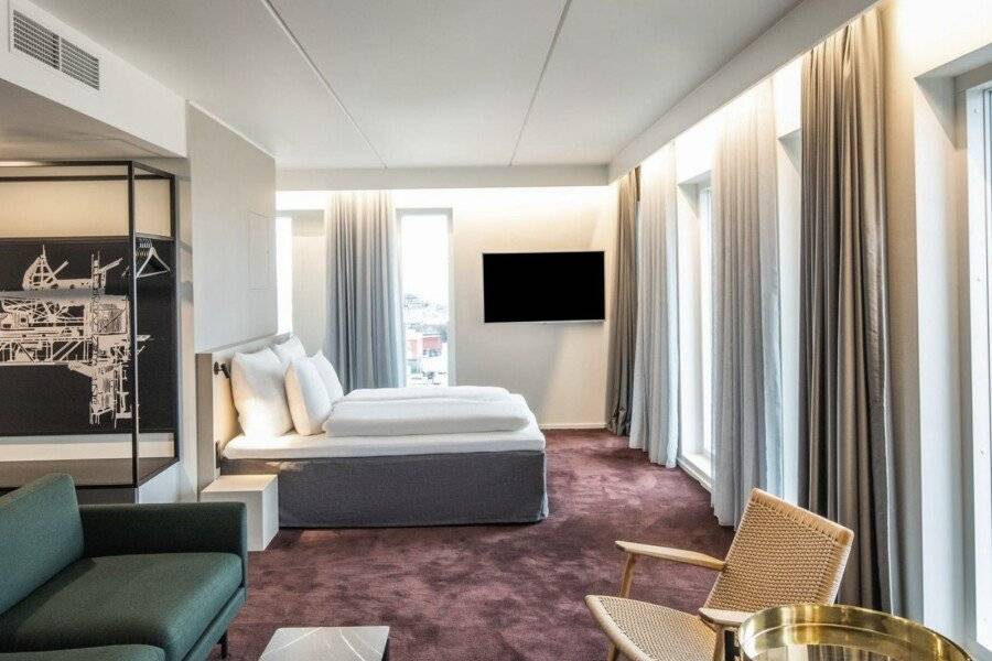 Comwell Copenhagen Portside Dolce by Wyndham hotel bedroom