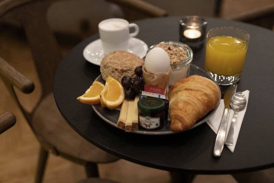 Hotel Maritime breakfast