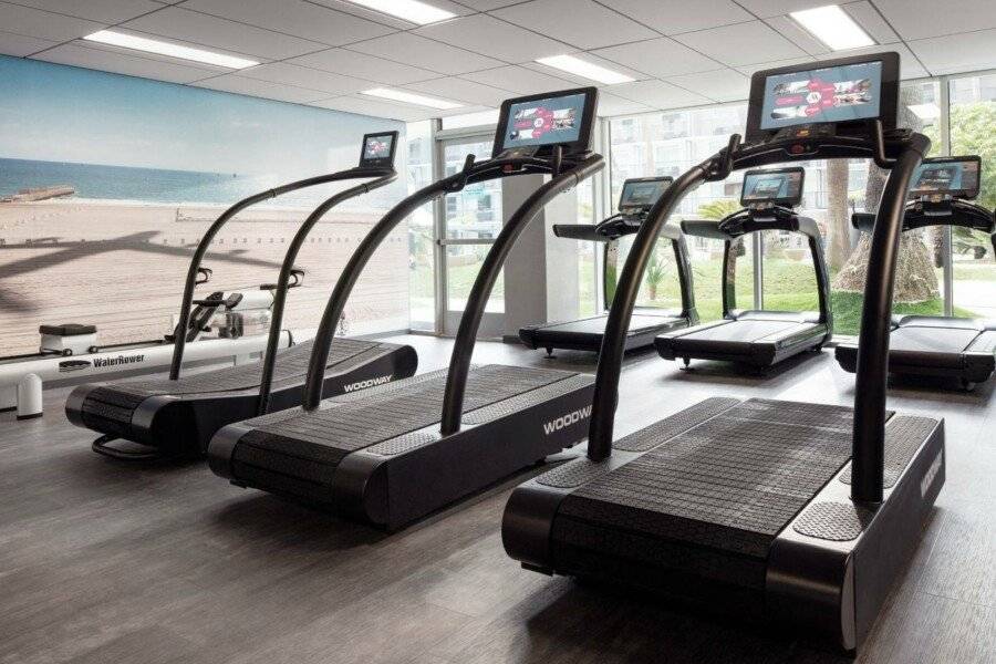 Los Angeles Airport Marriott fitness centre