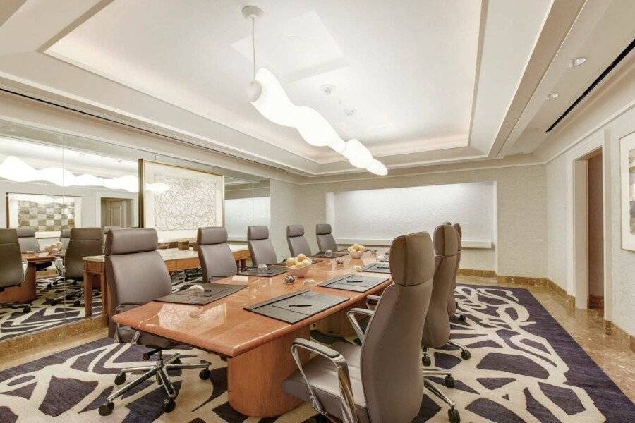 Hilton Airport conference room,meeting room