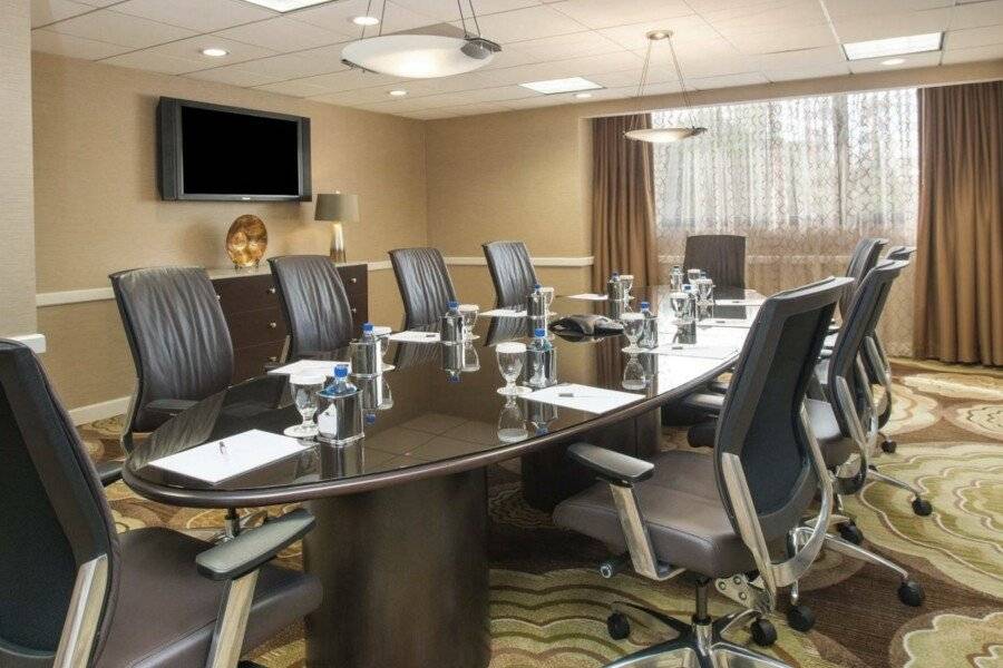 Sonesta Airport LAX conference room,meeting room