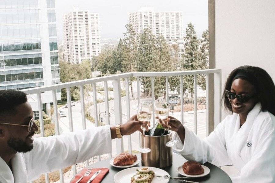 Fairmont Century Plaza balcony,breakfast